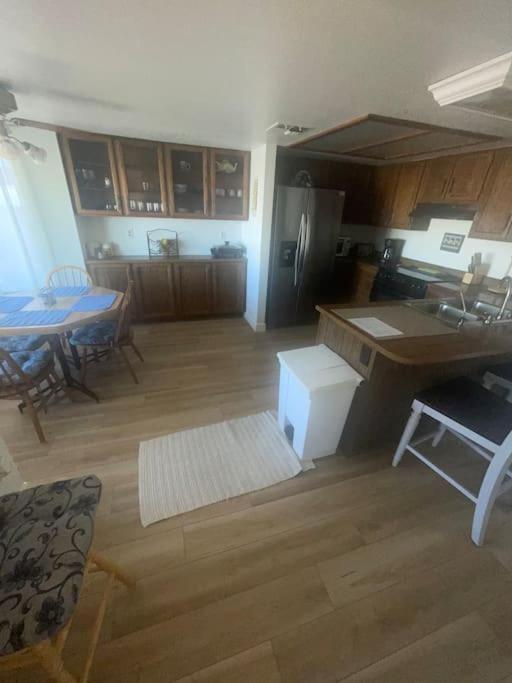 4 Bedroom Home-Casino-State Farm Stadium Only 2 Miles เกล็นเดล ภายนอก รูปภาพ